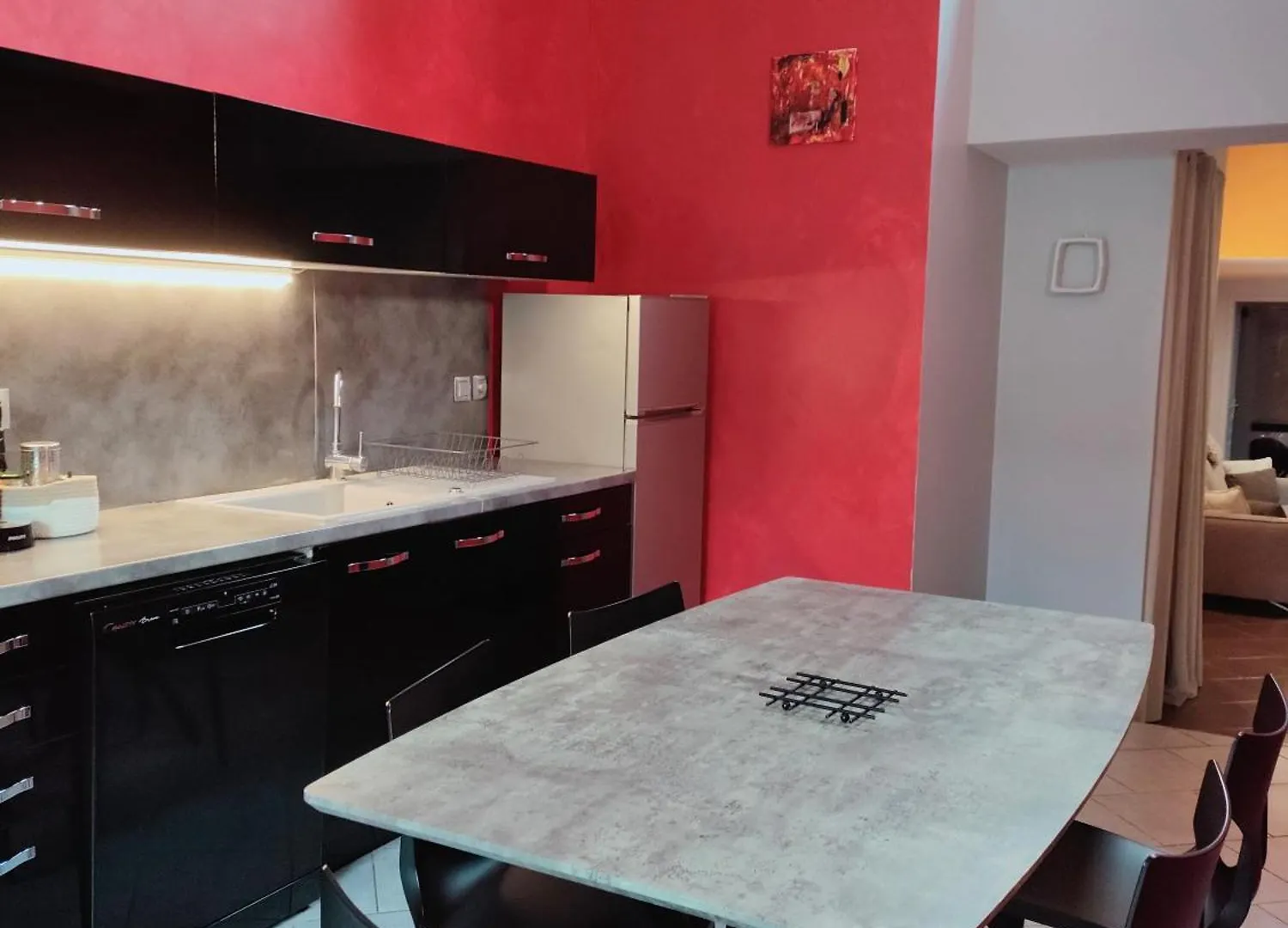 La Magnanerie Coloree. Ancone  Appartement Ancone (Drome Provencale)