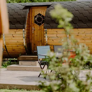 Insolite Sous Forme De Tonneau 1 Domaine Les Hirondelles Tente de luxe